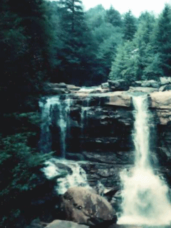 WaterfallSlide.gif (283084 byte)